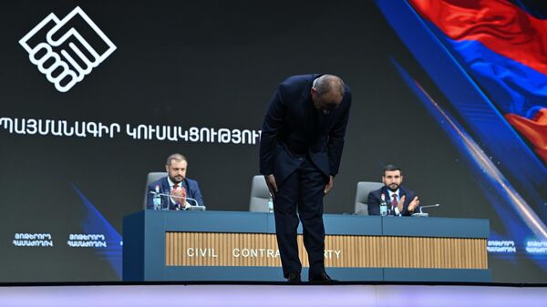 Նիկոլ Փաշինյանը ՔՊ–ի համաժողովում - Sputnik Արմենիա