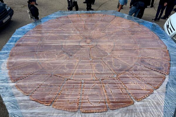 Самая большая гата в мире на фестивале Хачик Гата в селе Хачик (20 сентября 2025). Вайоц Дзор Самая большая гата в мире на фестивале Хачик Гата в селе Хачик (20 сентября 2025). Вайоц Дзор - Sputnik Армения