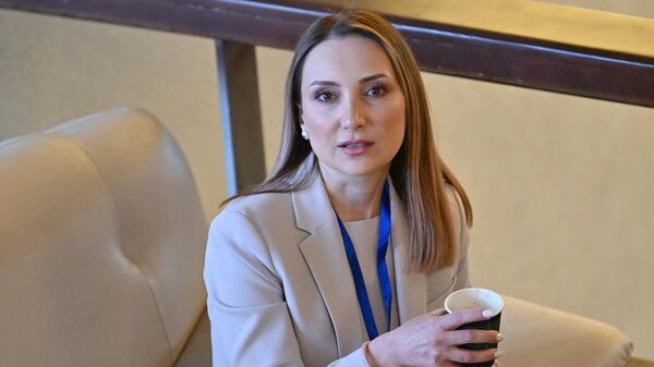 Лилит Макунц после заседания партии ГД (20 сентября 2025). Еревaн - Sputnik Армения