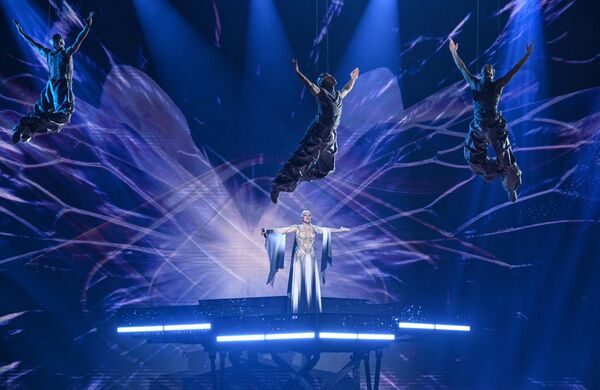 Настя Кравченко (Белоруссия)За плечами юной, но уже состоявшейся артистки — профессиональная вокальная школа под руководством участников &quot;Евровидения&quot;, блестящие выступления на главных музыкальных конкурсах и собственный узнаваемый стиль, сочетающий современные ритмы с искренней лиричностью. - Sputnik Армения