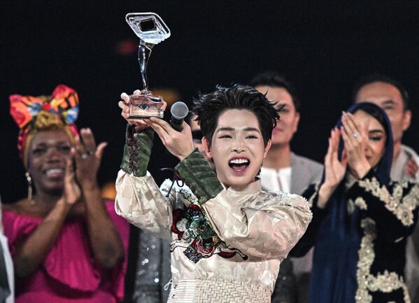 Дык Фук (Вьетнам) - победитель международного музыкального конкурса &quot;Интервидение&quot; в Москве. - Sputnik Армения