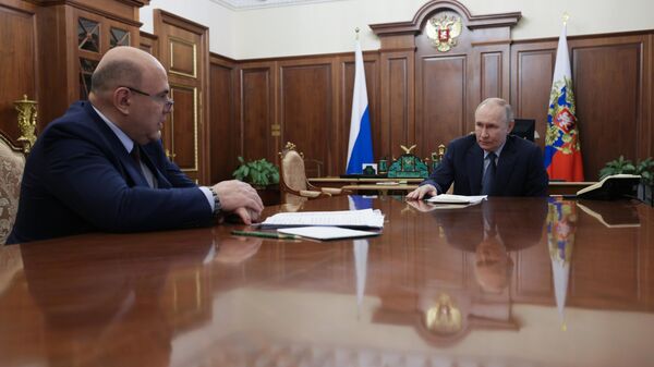 Президент Владимир Путин встретился с премьер-министром Михаилом Мишустиным - Sputnik Армения