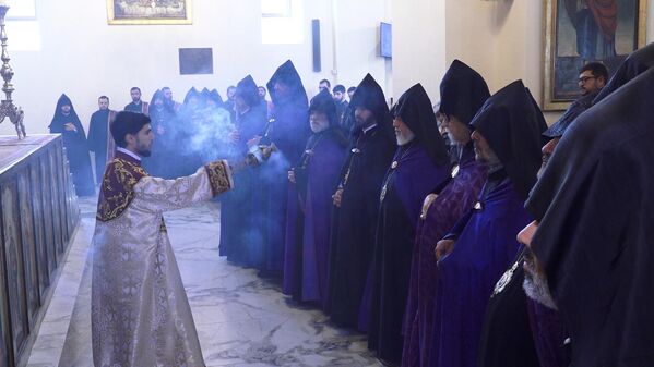 Գարեգին Բ–ն Անկախության տոնի առիթով հանրապետական մաղթանք է հնչեցրել Գարեգին Բ–ն Անկախության տոնի առիթով հանրապետական մաղթանք է հնչեցրել - Sputnik Արմենիա