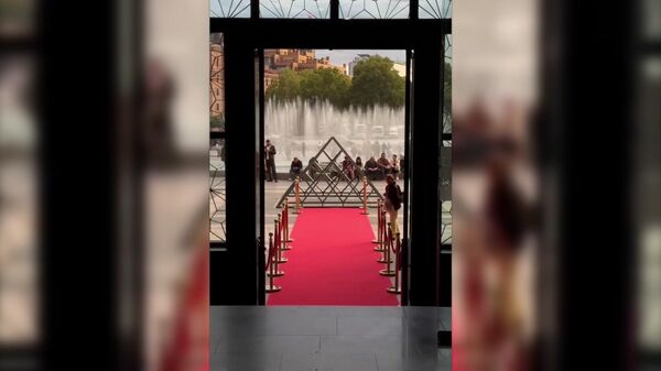 Բացվել է «Սրբազան երկխոսություն․ Լուվրից Հայաստանի պատմության թանգարան» ցուցադրությունը - Sputnik Արմենիա