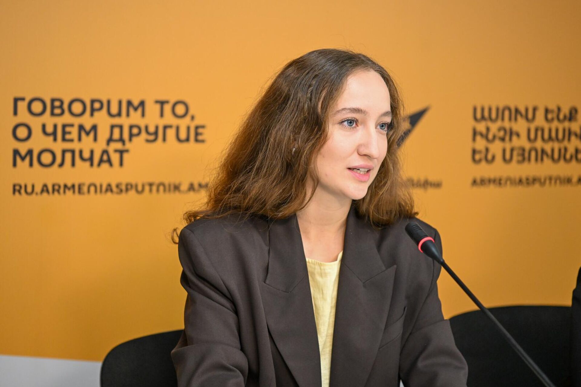 Айгуль Шамсутдинова на пресс-конференции Обучение в России. Сколько мест и в каких вузах выделено правительством РФ Армении (23 сентября 2025). Еревaн Айгуль Шамсутдинова на пресс-конференции Обучение в России. Сколько мест и в каких вузах выделено правительством РФ Армении (23 сентября 2025). Еревaн - Sputnik Армения, 1920, 23.09.2025