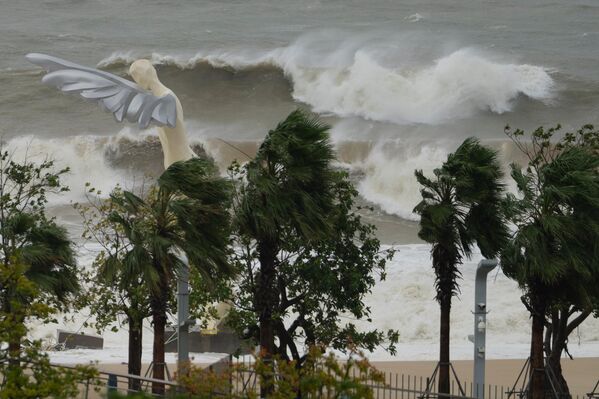 Супертайфун &quot;Рагаса&quot; настиг Китай - Sputnik Армения