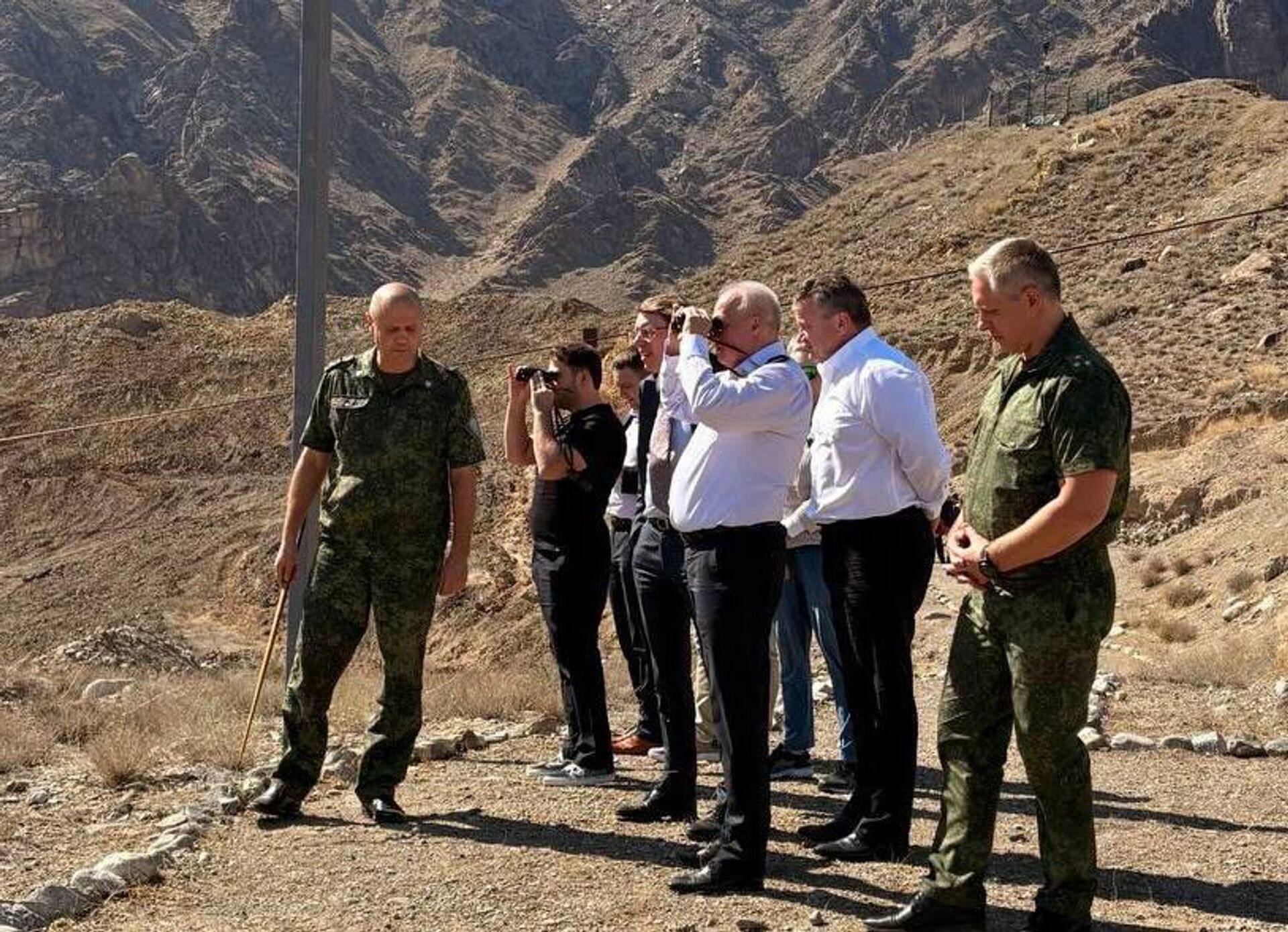 Посол России Сергей Копыркин посетил Агаракский медно-молибденовый комбинат (24 сентября 2025). Агарак - Sputnik Армения, 1920, 24.09.2025