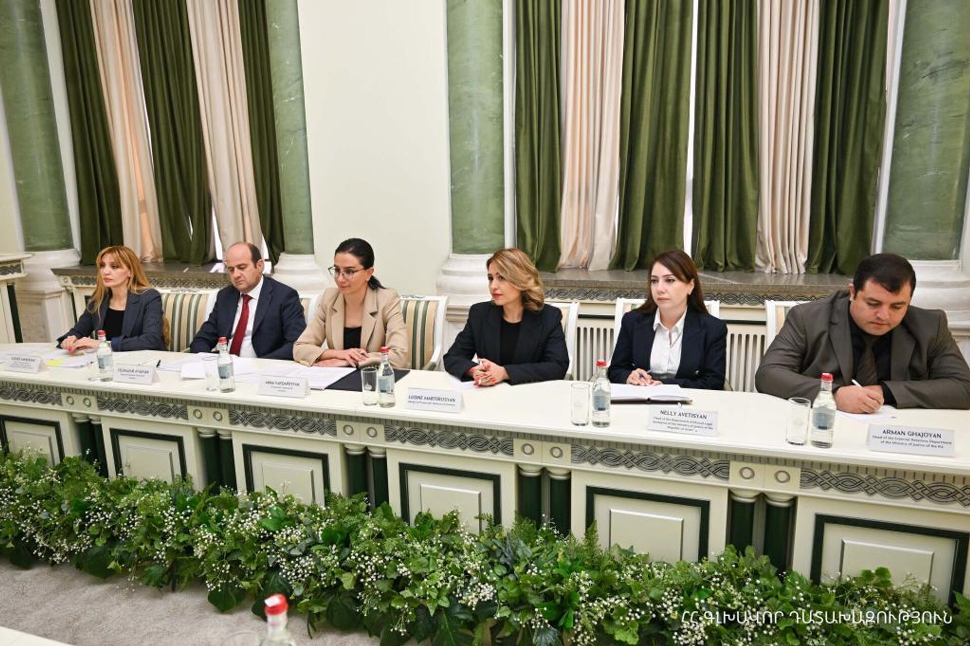 Генпрокурор Анна Вардапетян приняла делегацию во главе с министром юстиции Исламской Республики Иран Амином Хосейном Рахими (25 сентября 2025). Еревaн - Sputnik Արմենիա, 1920, 25.09.2025