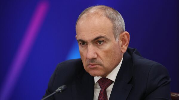 Премьер-министр Армении Никол Пашинян на Глобальном атомном форуме в рамках Мировой атомной недели на ВДНХ (25 сентября 2025). Москвa - Sputnik Армения