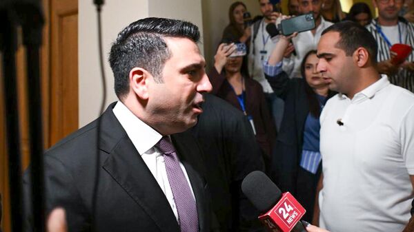 Ալեն Սիմոնյանը ԱԺ–ում - Sputnik Արմենիա