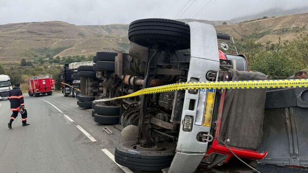 ДТП на автодороге Лцен-Татев (27 сентября 2025). Сюник - Sputnik Армения