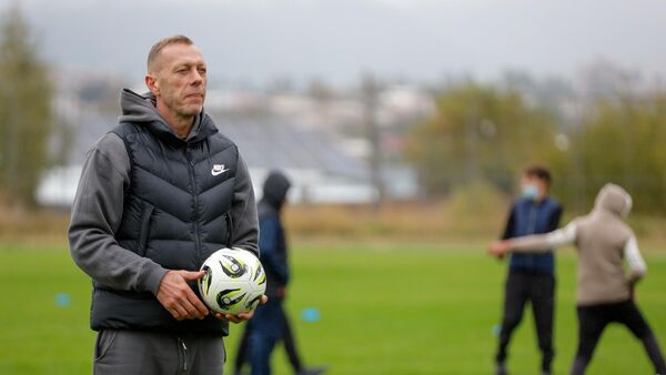 Роман Березовский на мастер-классе в рамках футбольного турнира на его приз - Sputnik Армения