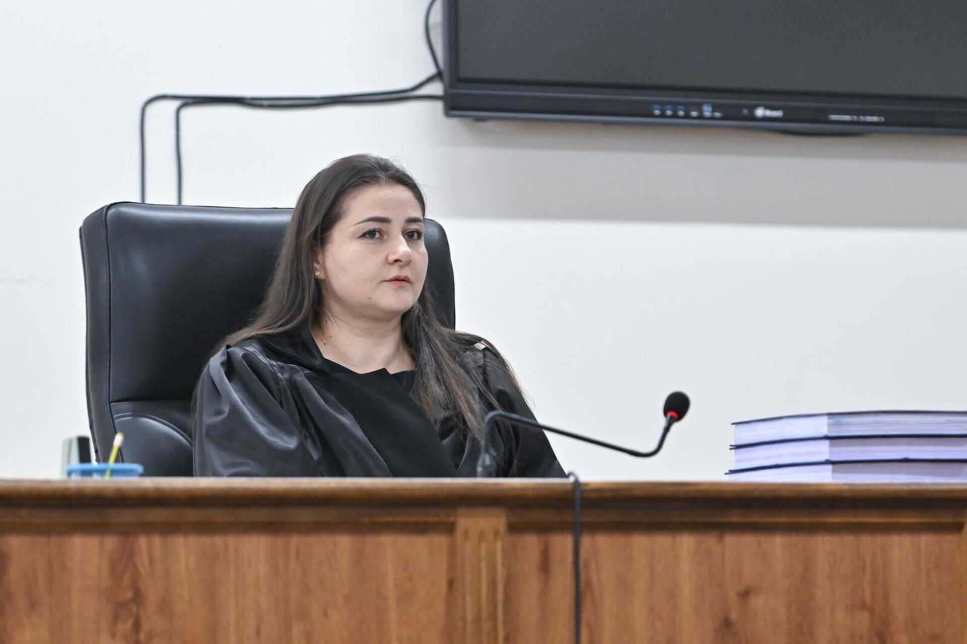 Судья Армине Меликсетян во время судебного заседания по делу предводителя Ширакской епархии архиепископа Микаэла Аджапахяна (23 сентября 2025). Еревaн Судья Армине Меликсетян во время судебного заседания по делу предводителя Ширакской епархии архиепископа Микаэла Аджапахяна (23 сентября 2025). Еревaн - Sputnik Армения, 1920, 29.09.2025