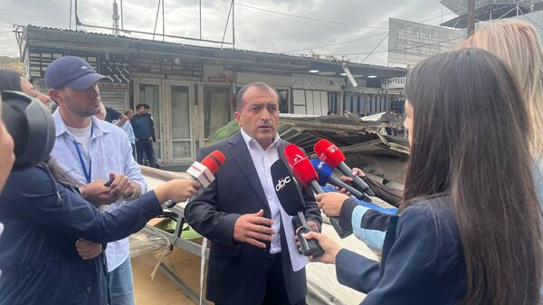 Երևանի քաղաքապետարանի քաղաքաշինության և հողի վերահսկողության վարչության պետի տեղակալ Ռուբեն Խոջայանը - Sputnik Արմենիա