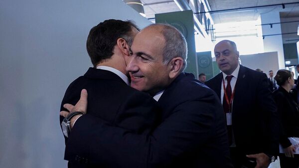 Հանդիպել են Փաշինյանն ու Մակրոնը - Sputnik Արմենիա