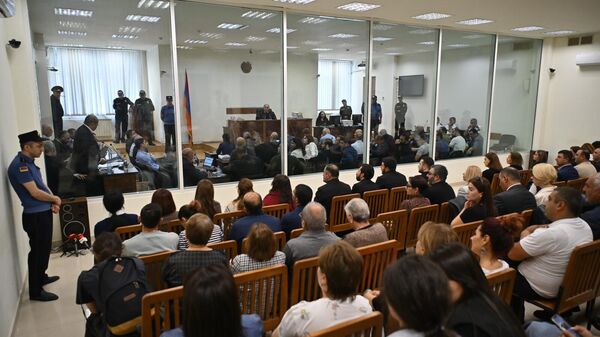 «Սրբազանի պայքարի» գործով դատական նիստ - Sputnik Արմենիա