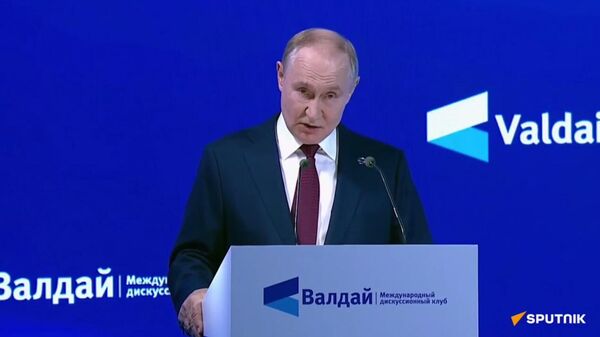 Путин: Нас хотели вышибить из мировой системы. По объёму карательных мер, которые стыдливо называют санкциями — Россия исторический рекордсмен. - Sputnik Армения