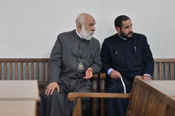 Հոգևորականները սպասում են դատավճռին - Sputnik Արմենիա