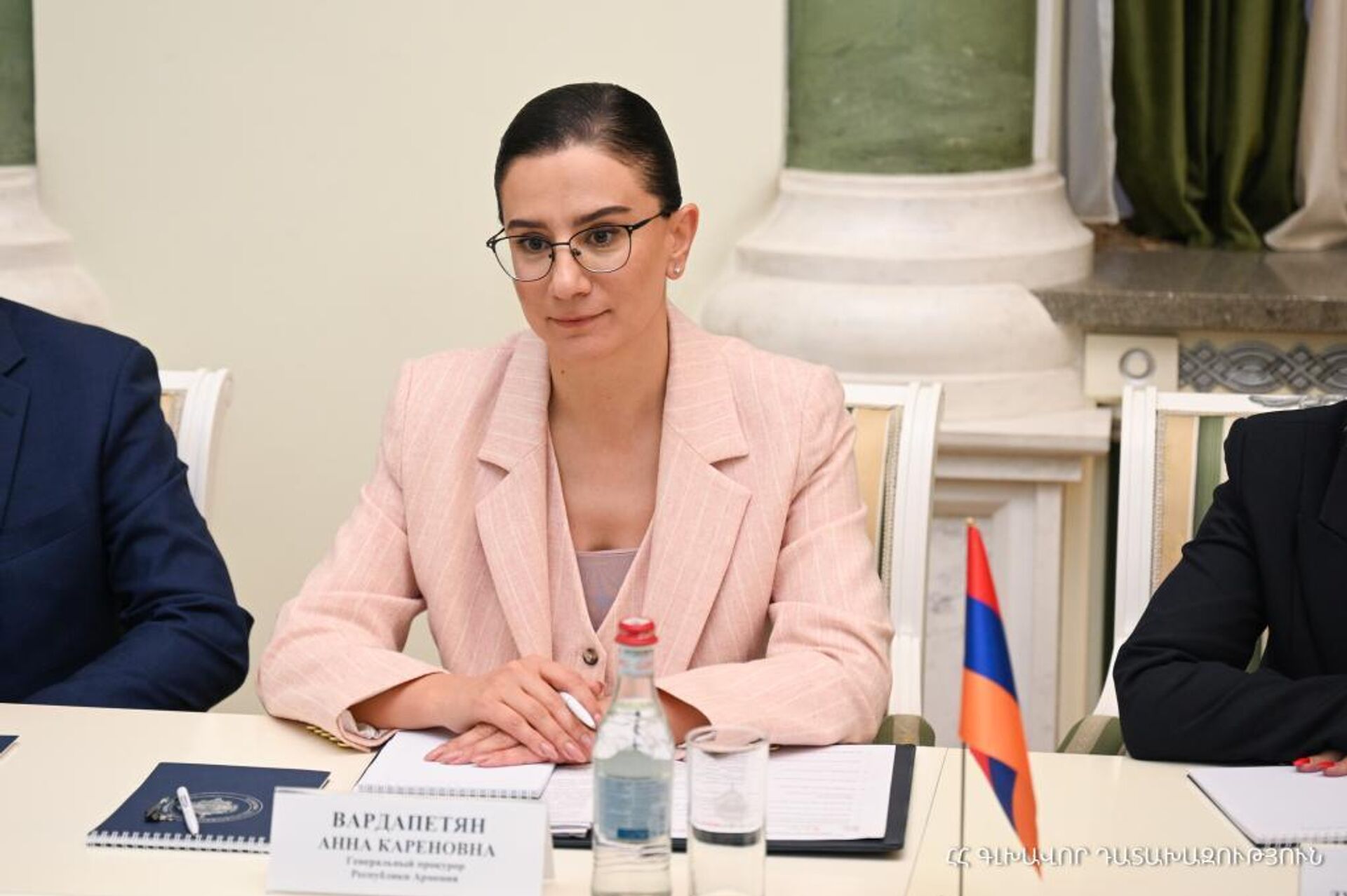 Генеральный прокурор Республики Армения Анна Вардапетян приняла делегацию во главе с заместителем Генерального прокурора Российской Федерации Петра Городова (04 октября 2025). Еревaн Генеральный прокурор Республики Армения Анна Вардапетян приняла делегацию во главе с заместителем Генерального прокурора Российской Федерации Петра Городова (04 октября 2025). Еревaн - Sputnik Армения, 1920, 04.10.2025