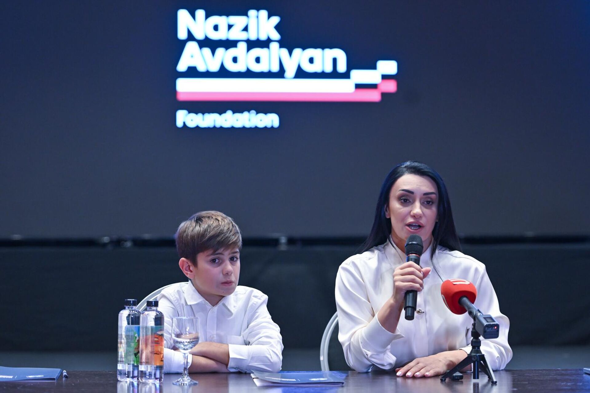 Чемпионка мира и Европы по тяжелой атлетике, первая армянка-чемпионка мира Назик Авдалян объявляет о создании Фонда развития спорта Назик Авдалян (7 октября 2025). Еревaн - Sputnik Армения, 1920, 07.10.2025