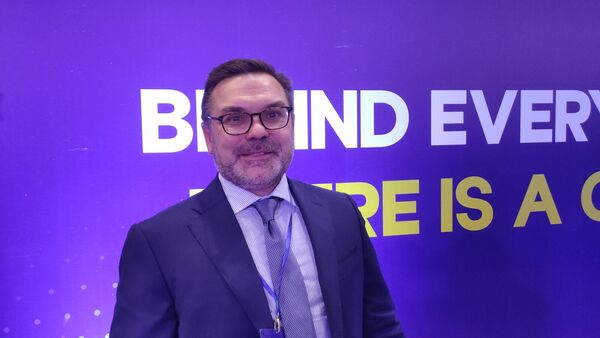 Исполнительный директор компании Hayasa Metals (Канада) Джоэль Сазерленд - Sputnik Армения