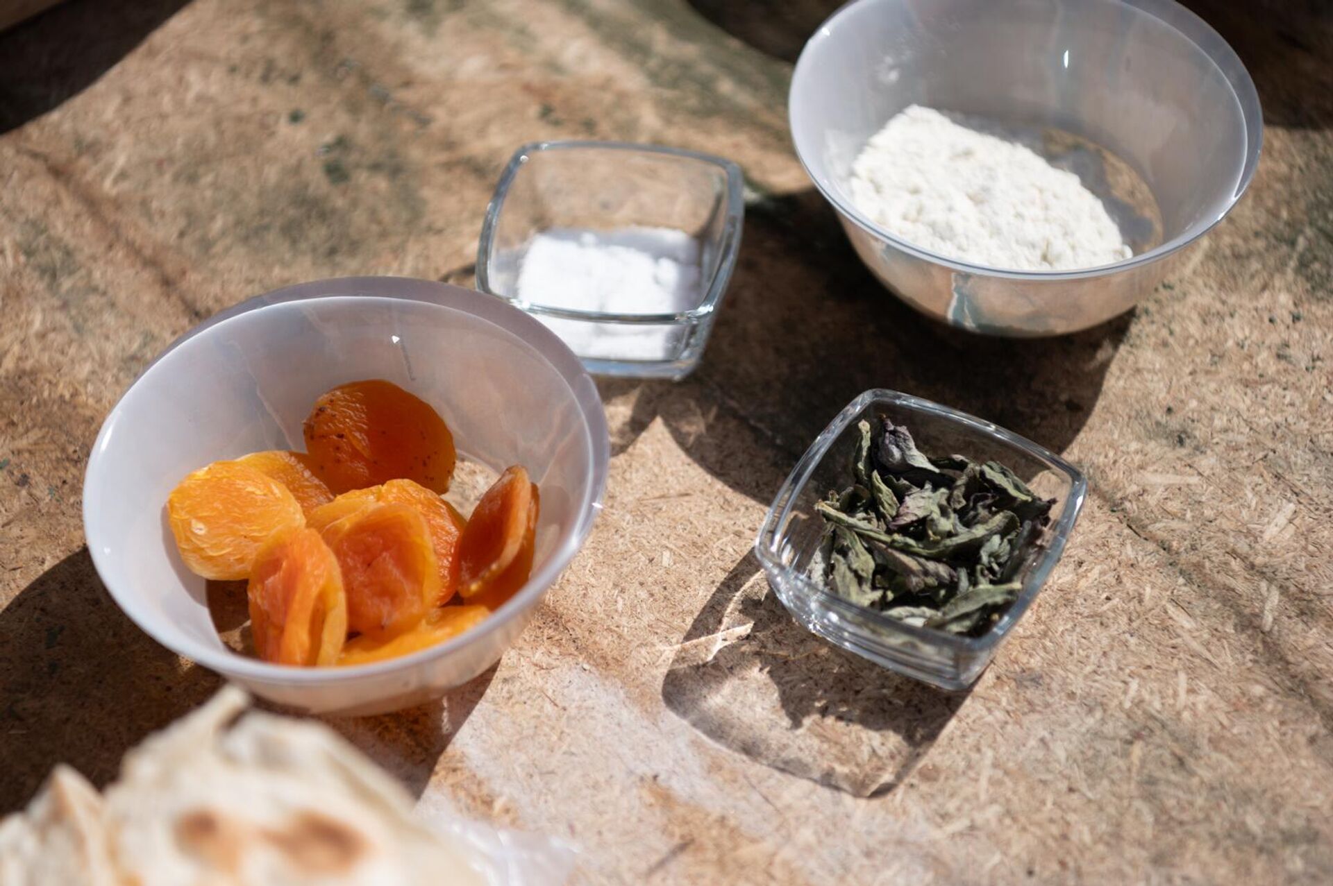 Элен готовит традиционное армянское рагу Элен готовит традиционное армянское рагу - Sputnik Армения, 1920, 17.10.2025