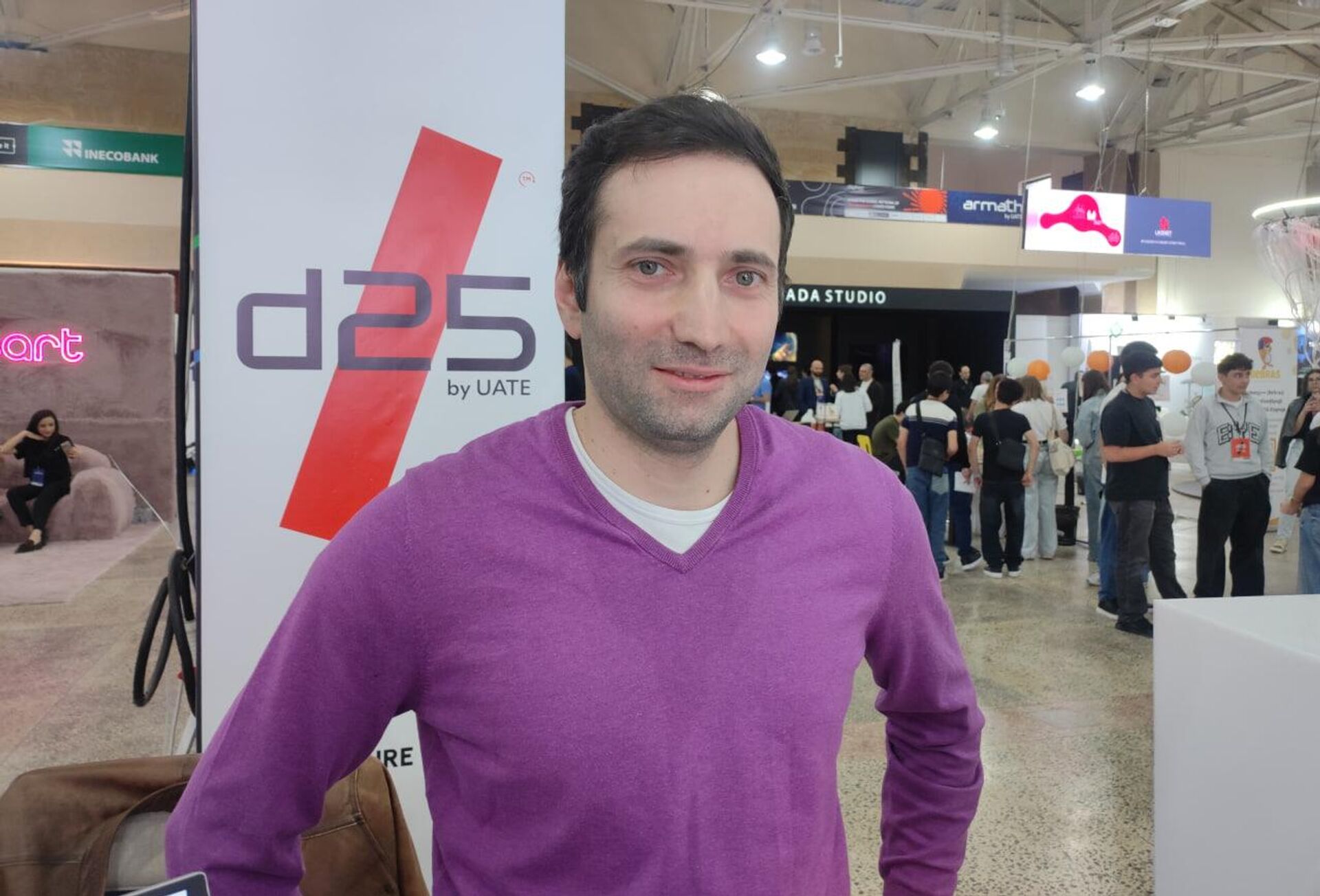 Сооснователь и технический директор ИТ-компании Fertimo Шота Кварацхелия на выставке высоких технологий DigiTec 2025 в Ереване - Sputnik Армения, 1920, 11.10.2025