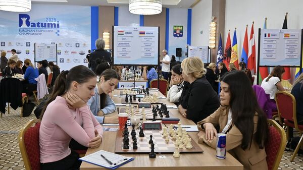Женская сборная Армении по шахматам одержала победу над командой Турции в 8-м туре командного чемпионата Европы - Sputnik Армения