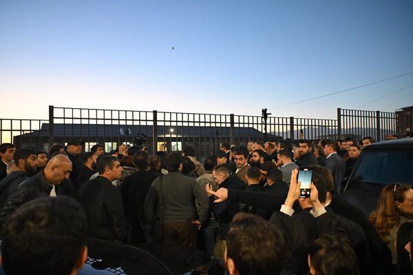 Հակակոռուպցիոն դատարանի մոտ - Sputnik Արմենիա