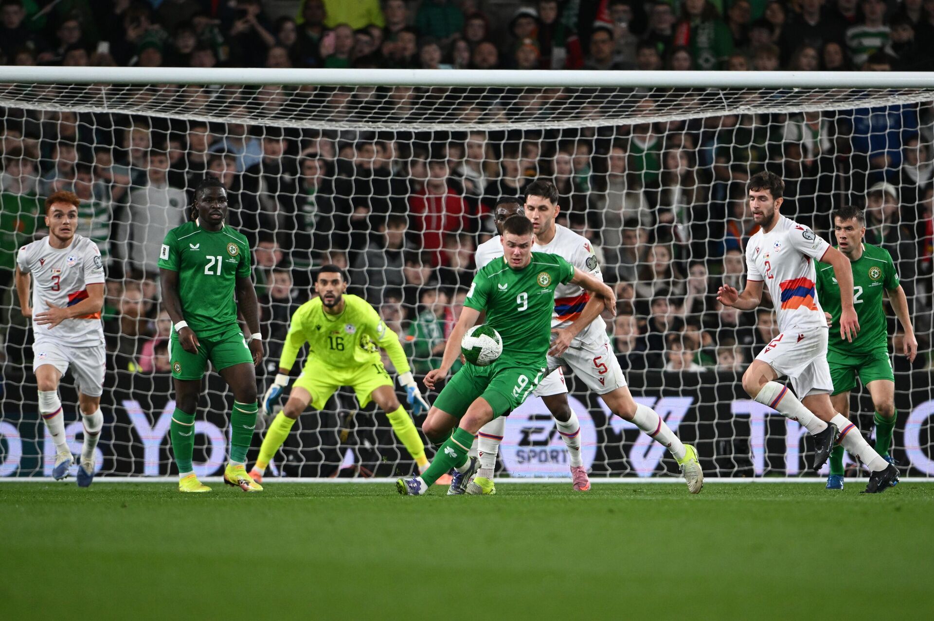 Отборочный матч чемпионата мира по футболу 2026 года между Ирландией и Арменией (14 октября 2025). Дублин - Sputnik Արմենիա, 1920, 15.10.2025