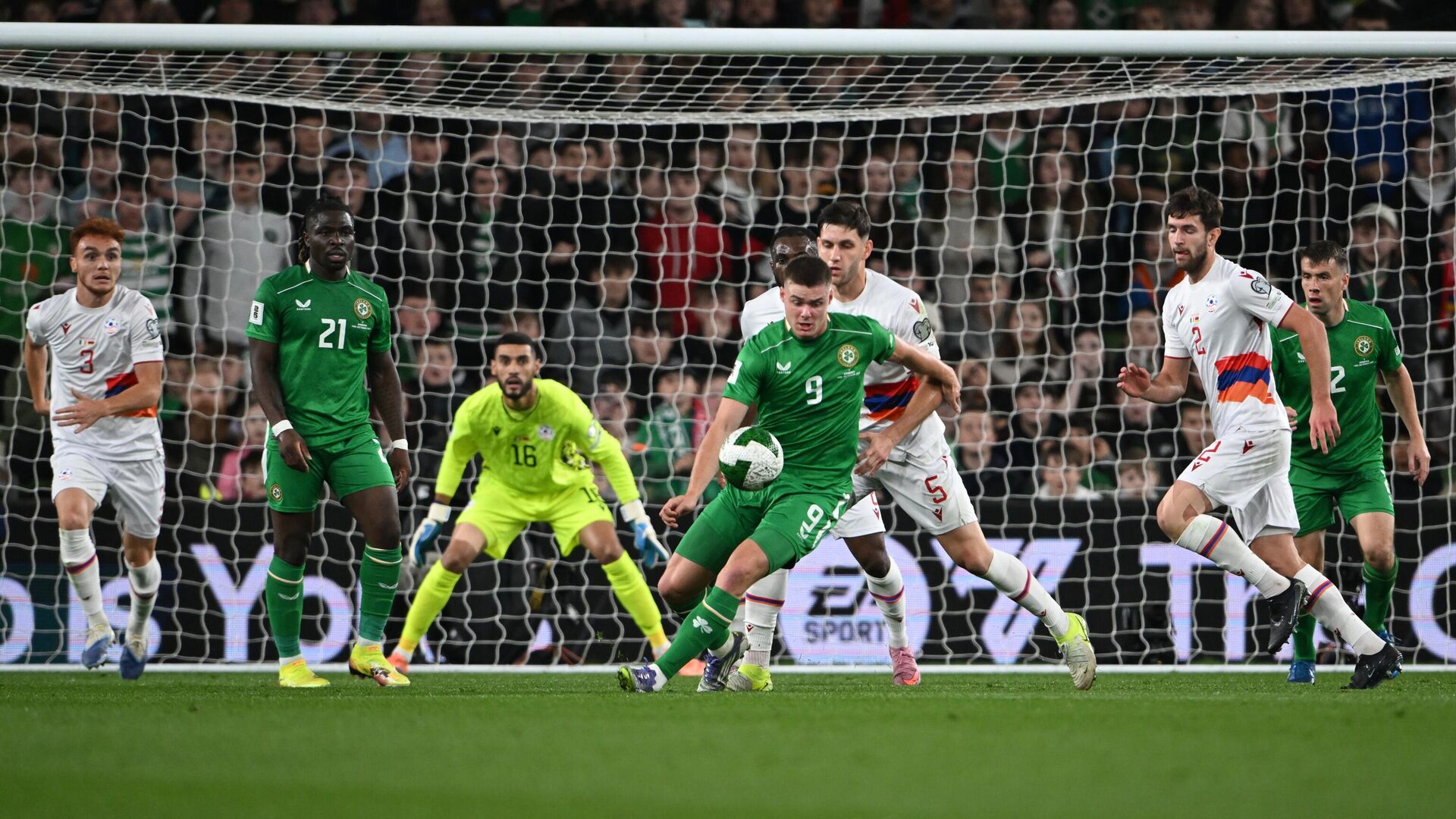 Отборочный матч чемпионата мира по футболу 2026 года между Ирландией и Арменией (14 октября 2025). Дублин Отборочный матч чемпионата мира по футболу 2026 года между Ирландией и Арменией (14 октября 2025). Дублин - Sputnik Армения, 1920, 15.10.2025