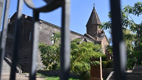 Աշտարակի եկեղեցին - Sputnik Արմենիա