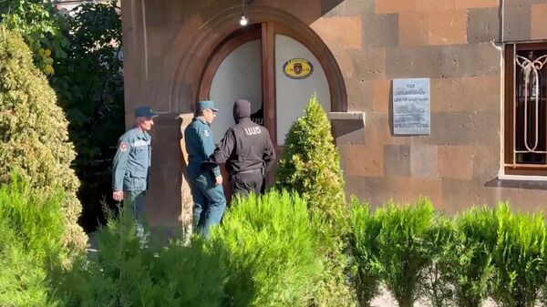 ԱԱԾ–ն ու ՆԳՆ–ն մտան Արագածոտնի առաջնորդարան - Sputnik Արմենիա