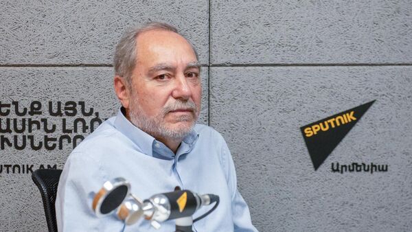 Тюрколог Тиран Локмагезян в гостях радио Sputnik - Sputnik Армения
