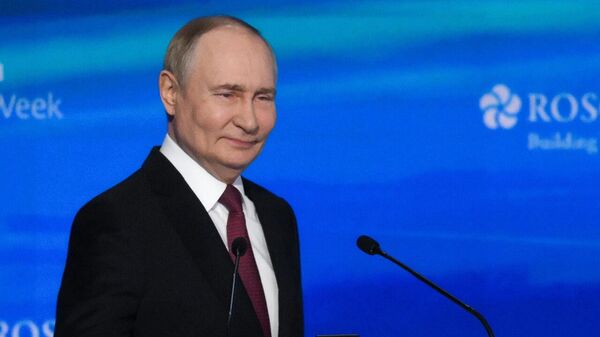 Купил билет и не поехал назло кондуктору, Путин о Западе, который отказался от поставок оборудования России для ТЭК - Sputnik Армения