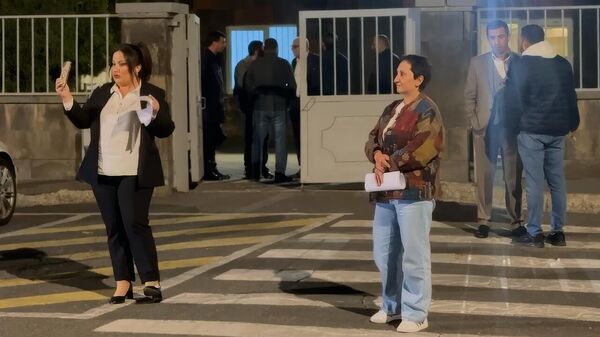 Суд решил поместить бухгалтера Арагацотнской епархии ААЦ под домашний арест - Sputnik Армения