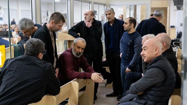 Судебное заседание над армянским военно-политическим руководством Нагорного Карабаха (17 октября 2025). Баку - Sputnik Армения