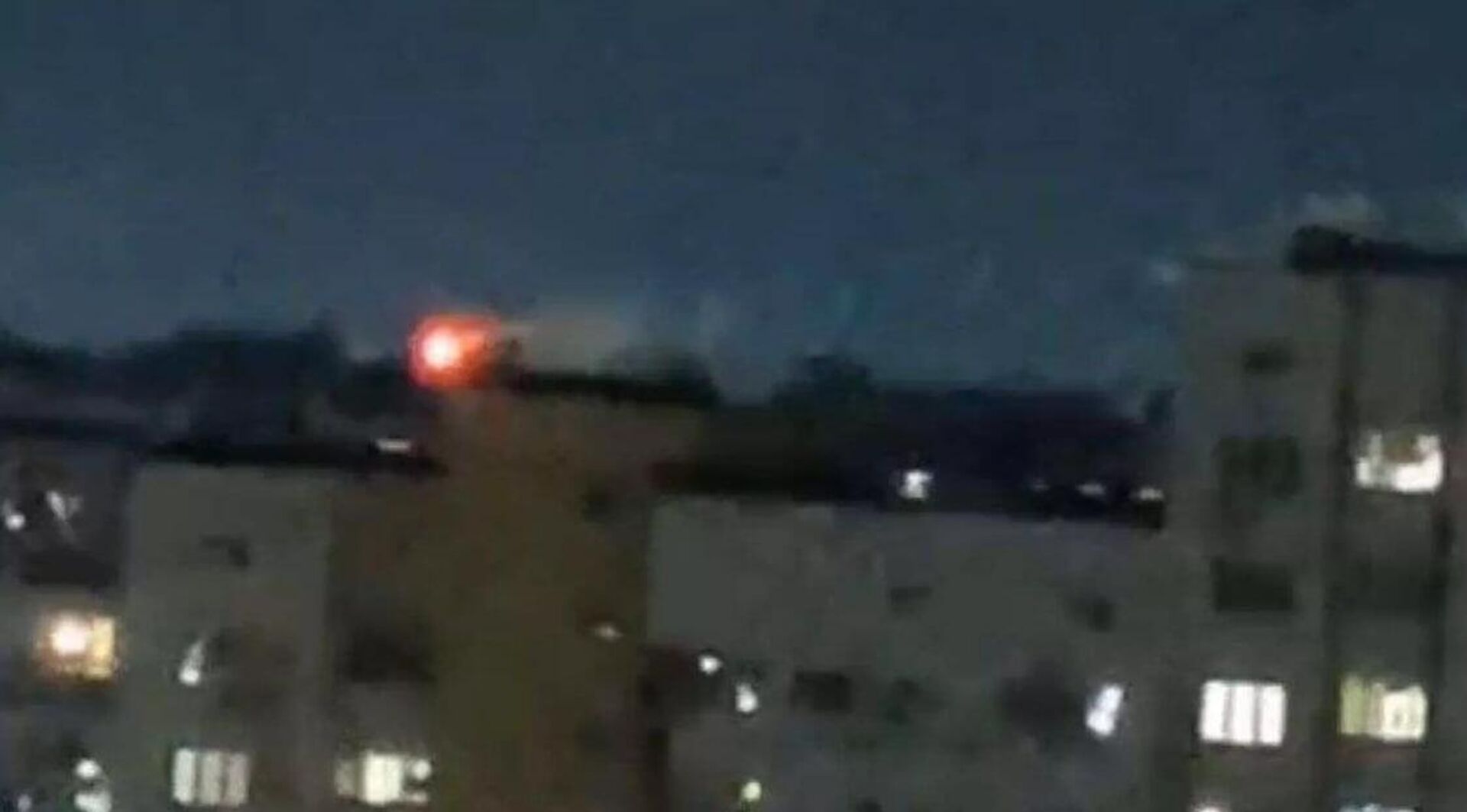 Взрыв на заводе в башкирском Стерлитамаке - Sputnik Արմենիա, 1920, 18.10.2025