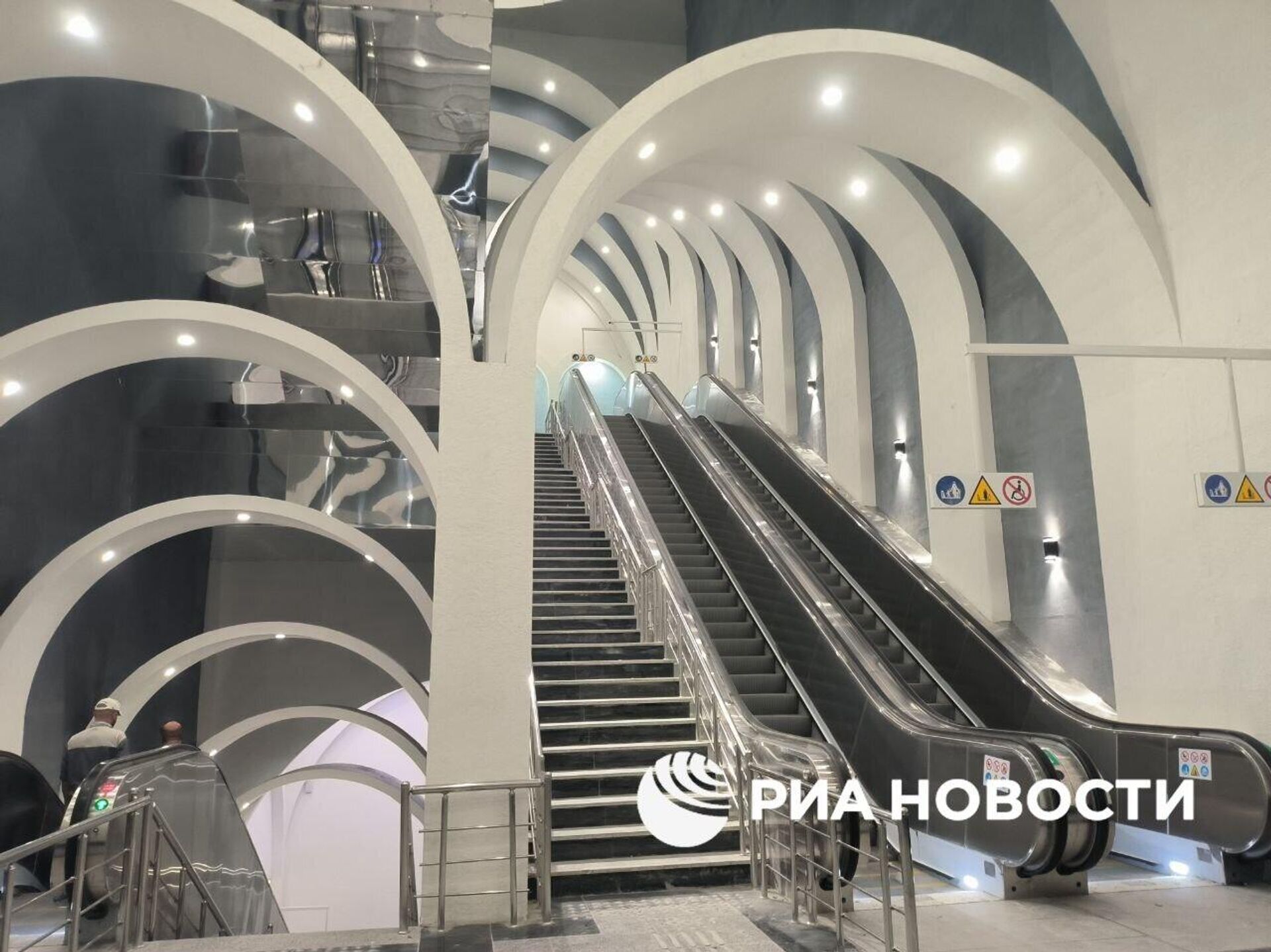 Станция метро Святая Мария, в оформлении которой использованы панно на христианскую тематику, вскоре откроется в Тегеране - Sputnik Армения, 1920, 18.10.2025