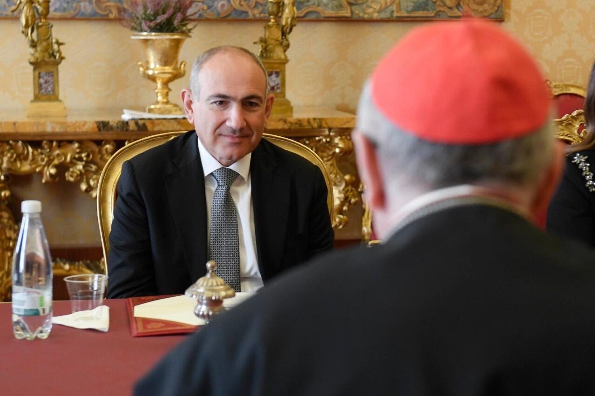 Встреча премьер-министра Никола Пашиняна и государственного секретаря Святого Престола кардинала Пьетро Паролини (20 октября 2025). Ватикан - Sputnik Армения, 1920, 20.10.2025