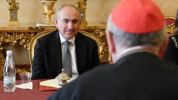 Նիկոլ Փաշինյանը հանդիպել է Սուրբ Աթոռի պետքարտուղարի հետ - Sputnik Արմենիա