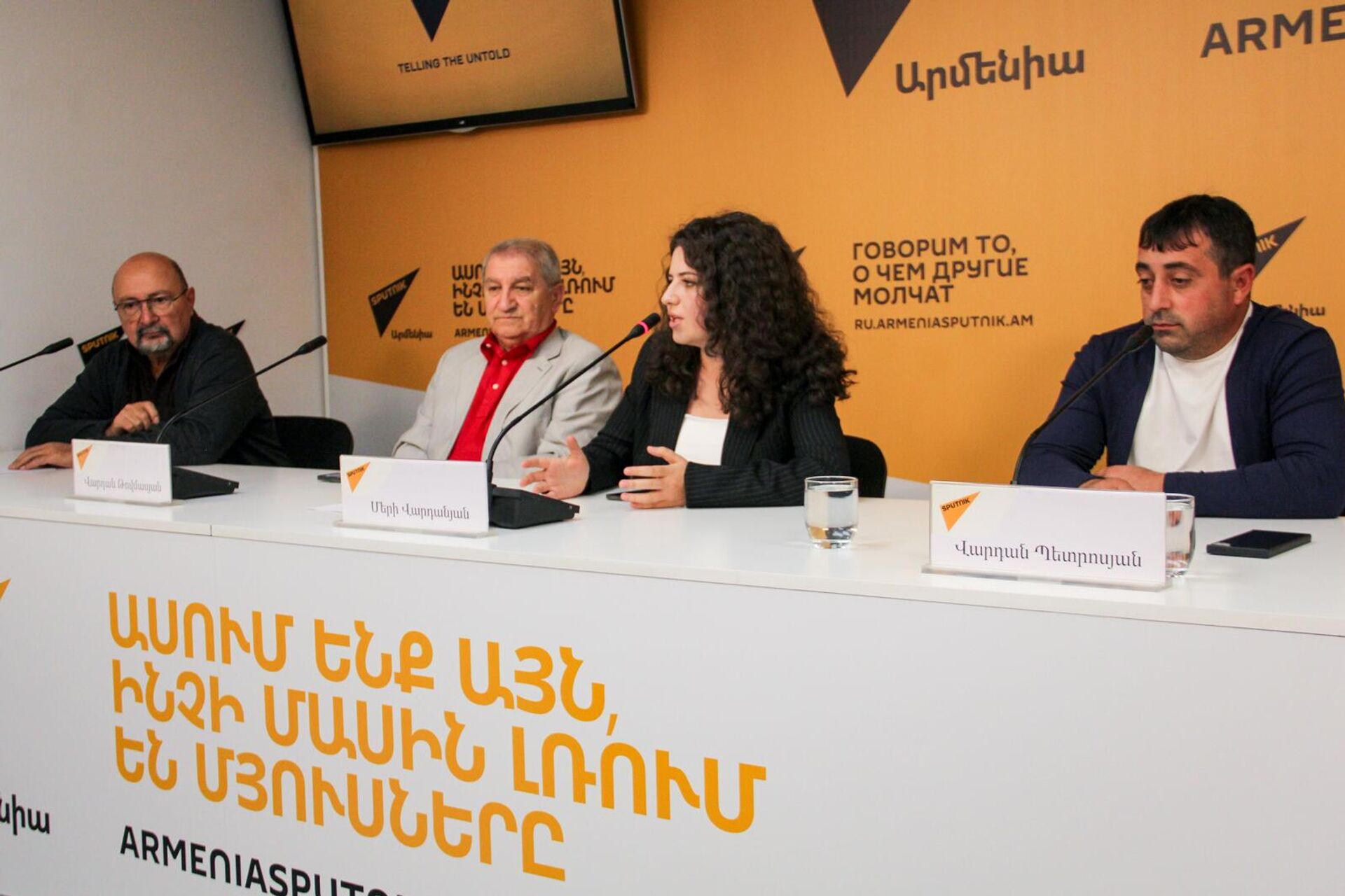 Пресс-конференция, посвященная уникальному мировому проекту Синхронный Мюзикл 9999 (21 октября 2025). Еревaн  - Sputnik Արմենիա, 1920, 21.10.2025