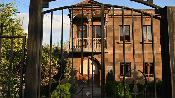 Здание Арагацотнской епархии ААЦ - Sputnik Армения