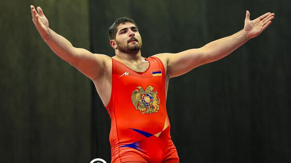 Борец Размик Курдян (130кг) на Чемпионате мира по борьбе (U23) в Сербии (20 октября 2025). Нови Сад - Sputnik Армения