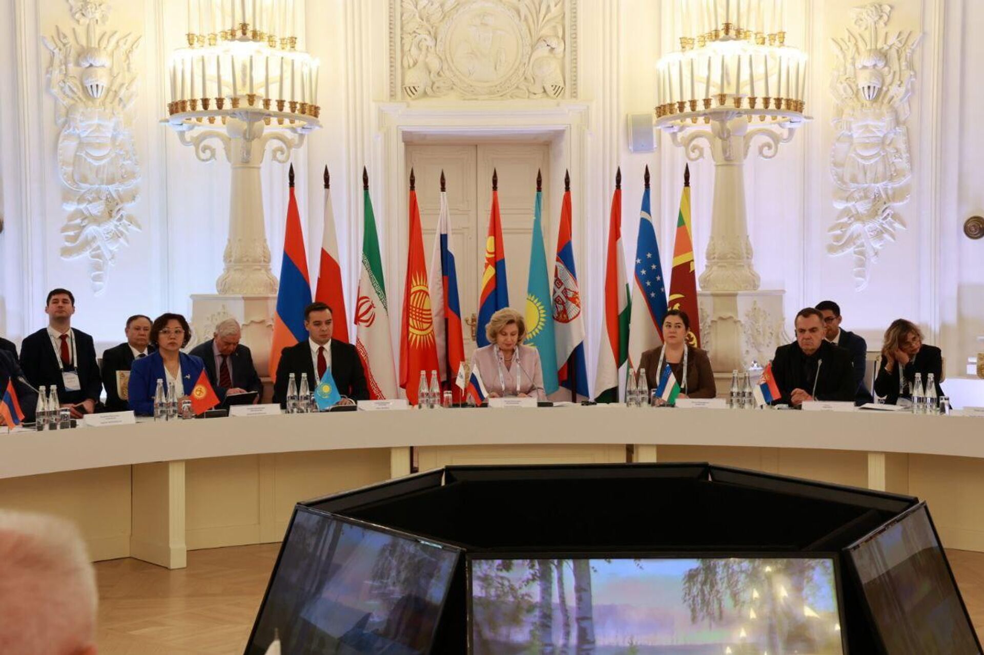 Омбудсмен РФ Татьяна Москалькова во время X заседания Евразийского Альянса Омбудсменов, посвященного защите прав жителей труднодоступных, отдаленных и сельских местностей (22 октября 2025). Москва - Sputnik Արմենիա, 1920, 22.10.2025