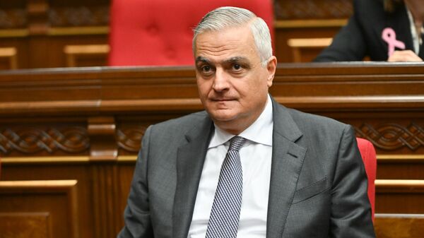 Մհեր Գրիգորյան - Sputnik Արմենիա