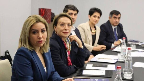 Երևանում հայ-ադրբեջանական քննարկմանը ներկա է եղել նաև Լաչինի միջանցքն արգելափակած «էկոակտիվիստը» - Sputnik Արմենիա