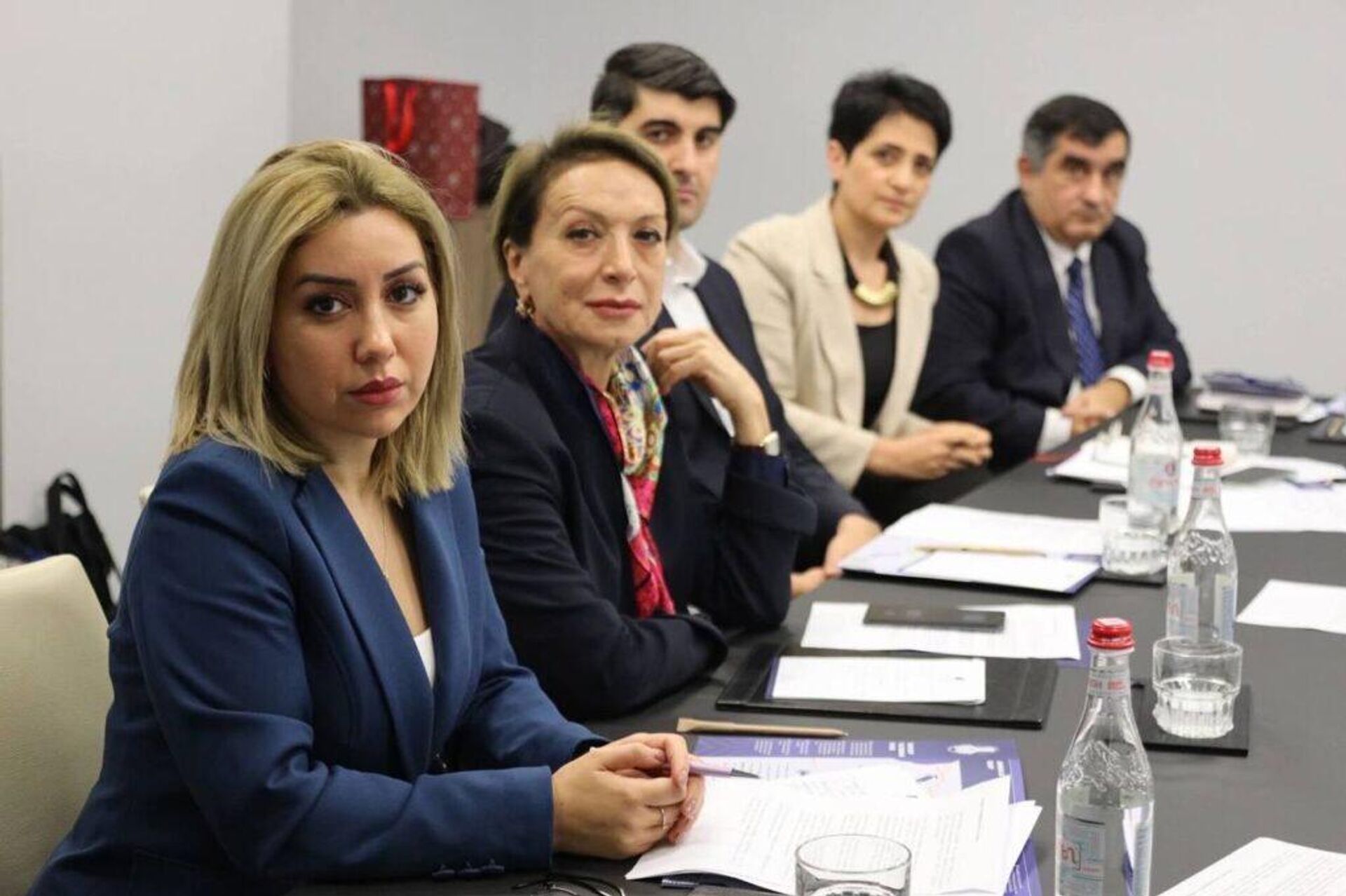 Երևանում հայ-ադրբեջանական քննարկմանը ներկա է եղել նաև Լաչինի միջանցքն արգելափակած «էկոակտիվիստը» - Sputnik Արմենիա, 1920, 23.10.2025