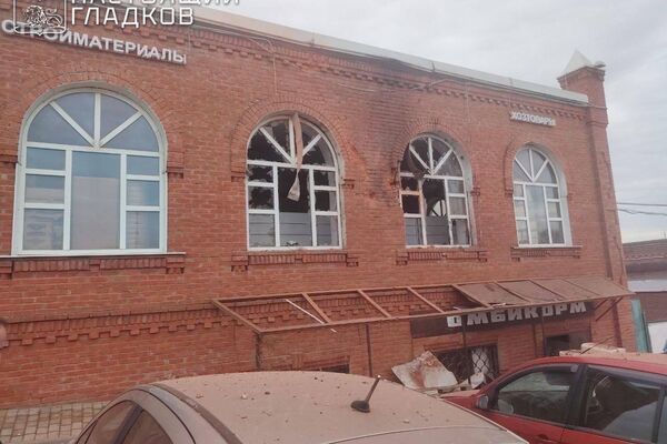 Последствия массированной атаки беспилотниками ВСУ Белгородского района - Sputnik Армения