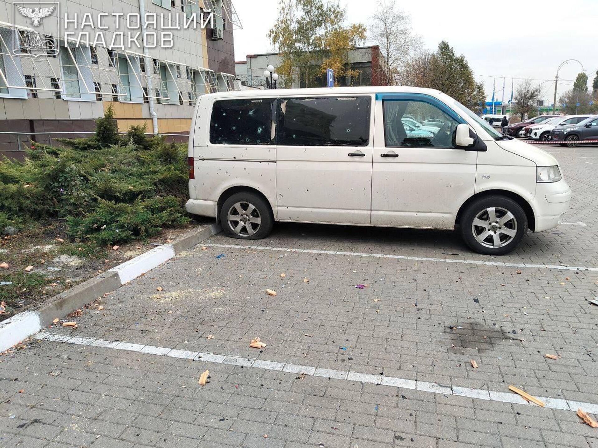 Последствия массированной атаками беспилотниками ВСУ Белгородского района - Sputnik Արմենիա, 1920, 23.10.2025